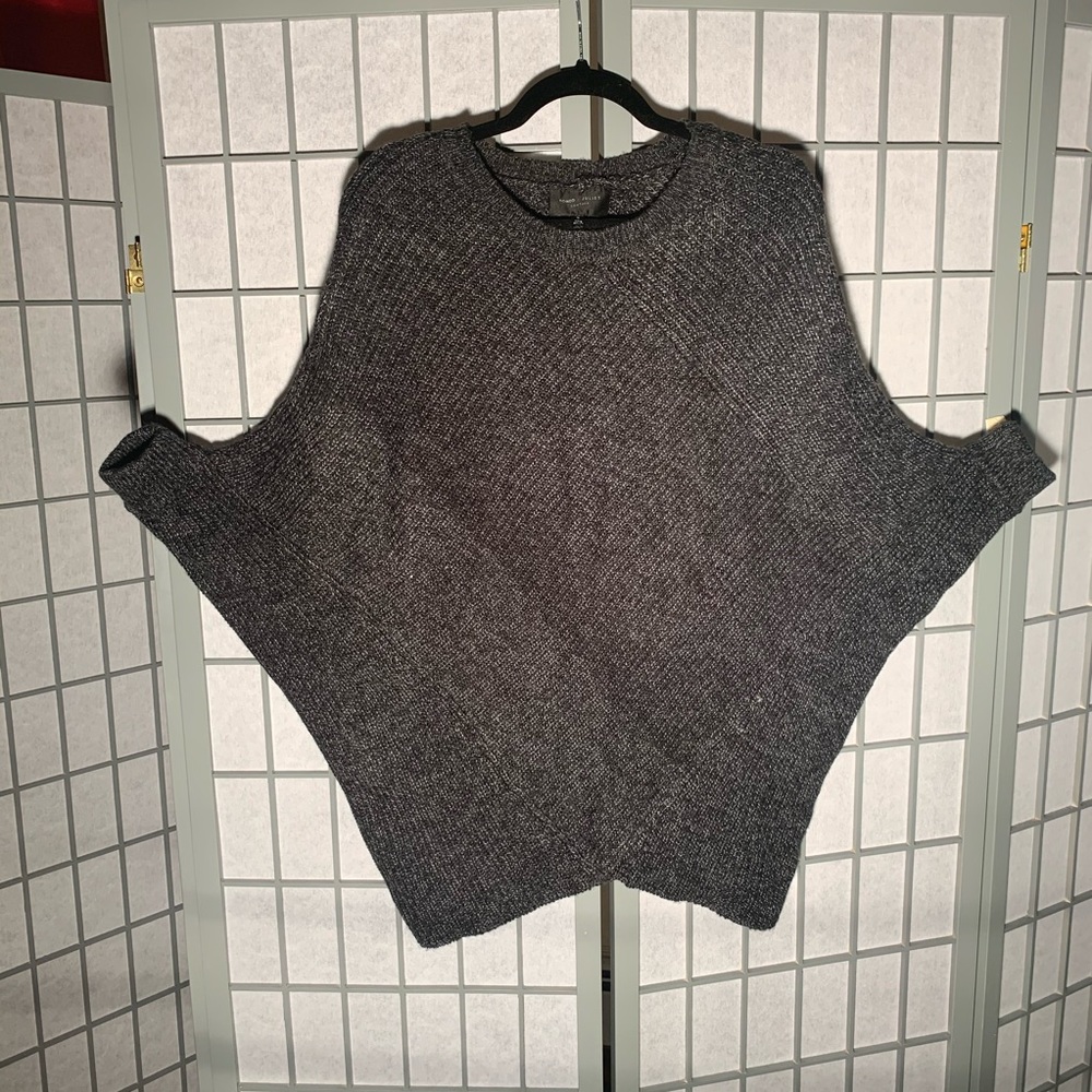 Romeo & Juliet | Oversized Sweater